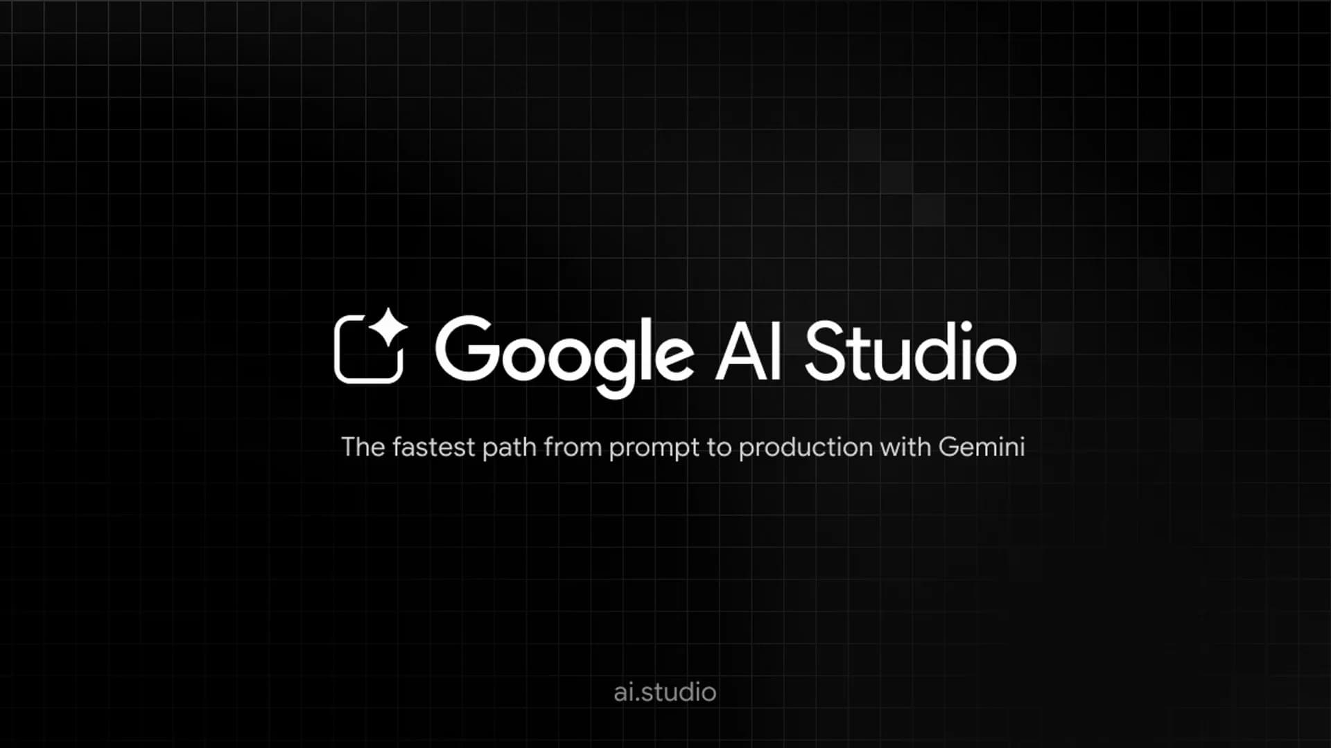 نشان Google AI Studio روی زمینه تیره